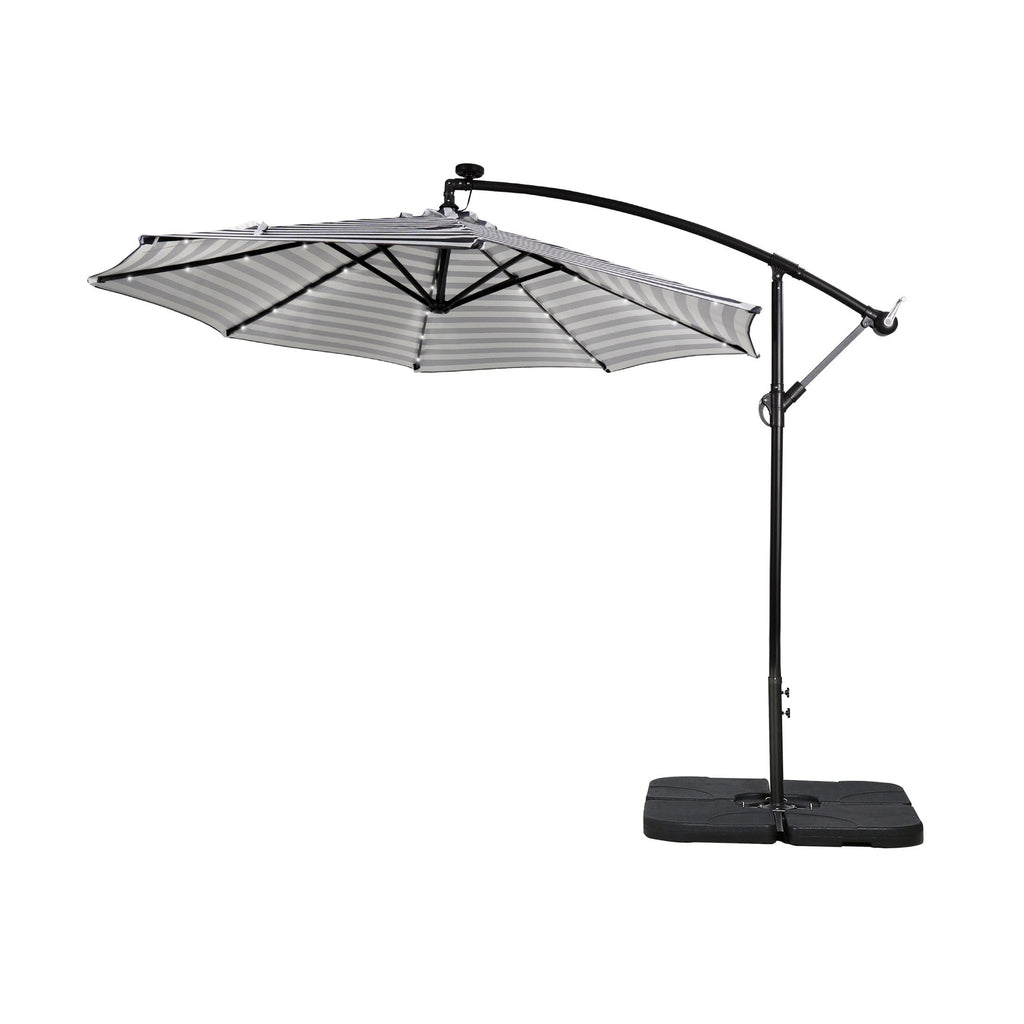 Parasol de terrasse à éclairage solaire de 3 mètres avec pied de support.