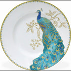 Service de table en porcelaine 222 Fifth Peacock Garden, 16 pièces, avec assiettes rondes, bols et tasses, blanc.