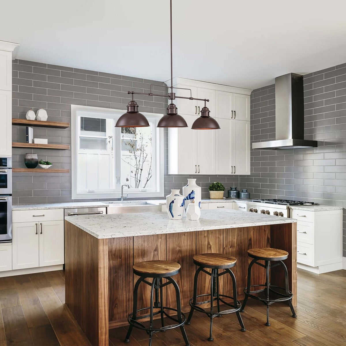 Suspension à 3 lumières à dôme de style industriel et rustique, en métal, pour îlot de cuisine, finition bronze huilé.