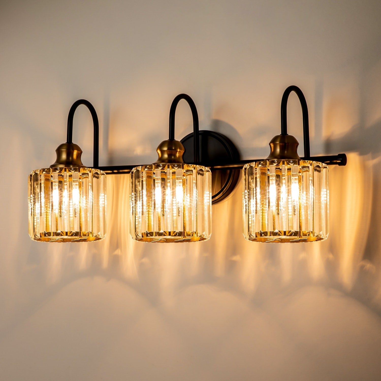 Éclairage de salle de bain moderne et élégant à 3/4 lumières, linéaire, à intensité variable, avec cristaux, à placer au-dessus du miroir.