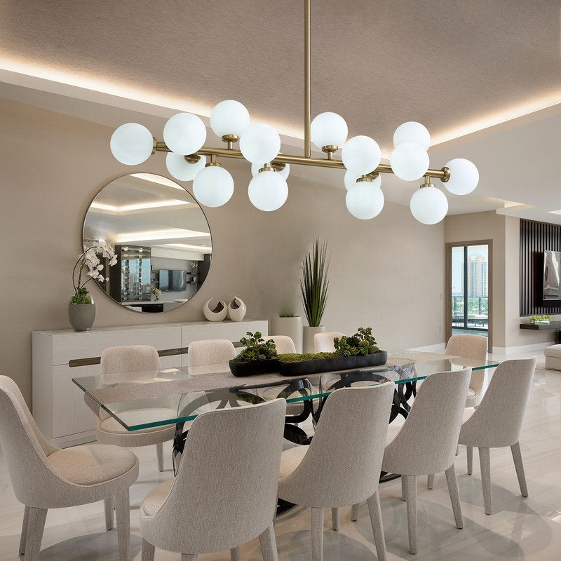 Luminaire suspendu linéaire à 16 lumières, style moderne du milieu du siècle, en laiton doré, avec globe en verre dépoli, 102 cm (40 po) pour salle à manger