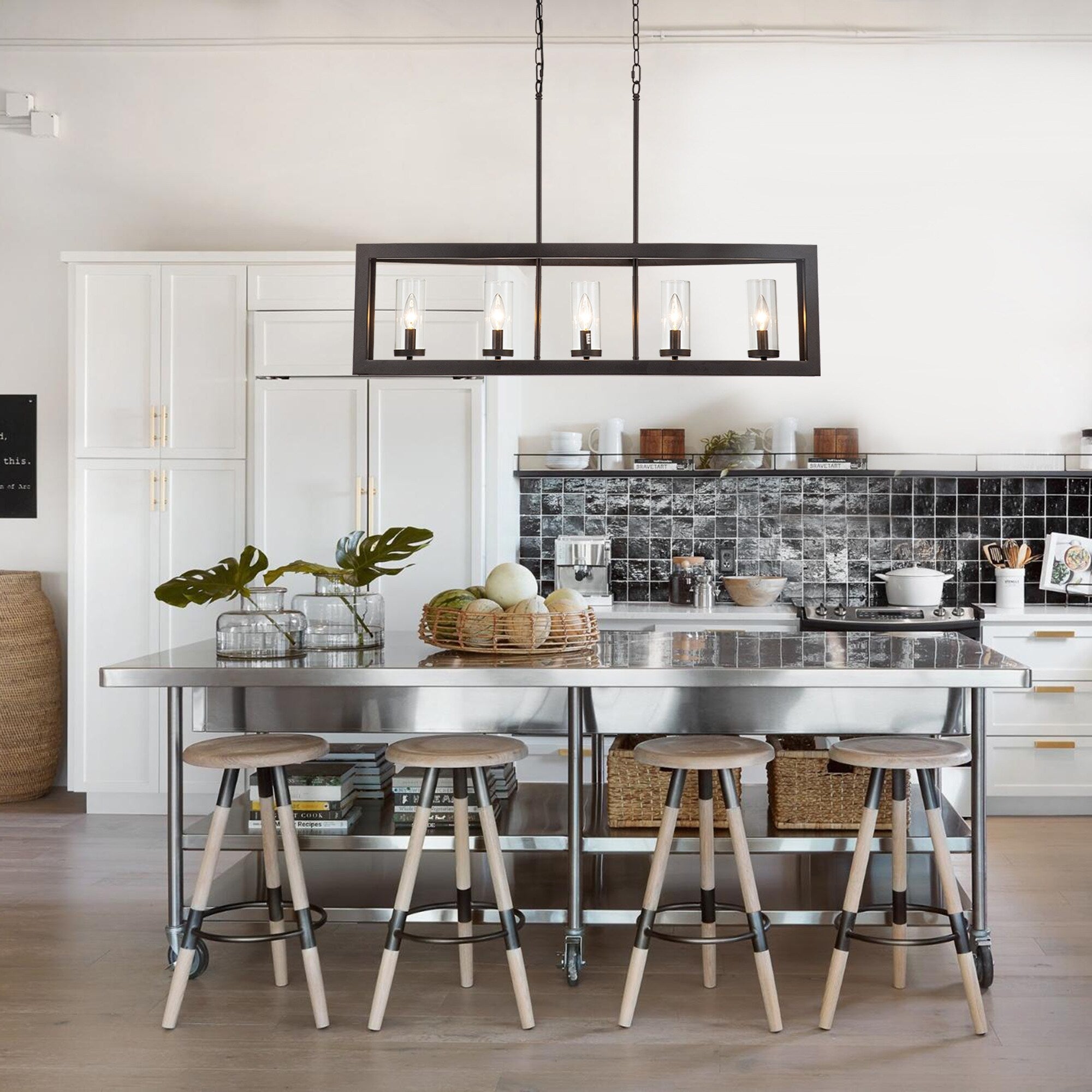 Luminaires suspendus industriels modernes à 5 lumières, style linéaire, pour salle à manger, style farmhouse, avec abat-jour cylindrique en verre transparent, pour îlot de cuisine.