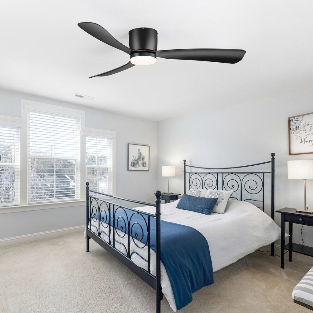 Ventilateur de plafond LED à montage encastré de 52 pouces noir/blanc avec éclairage et télécommande (3 pales)