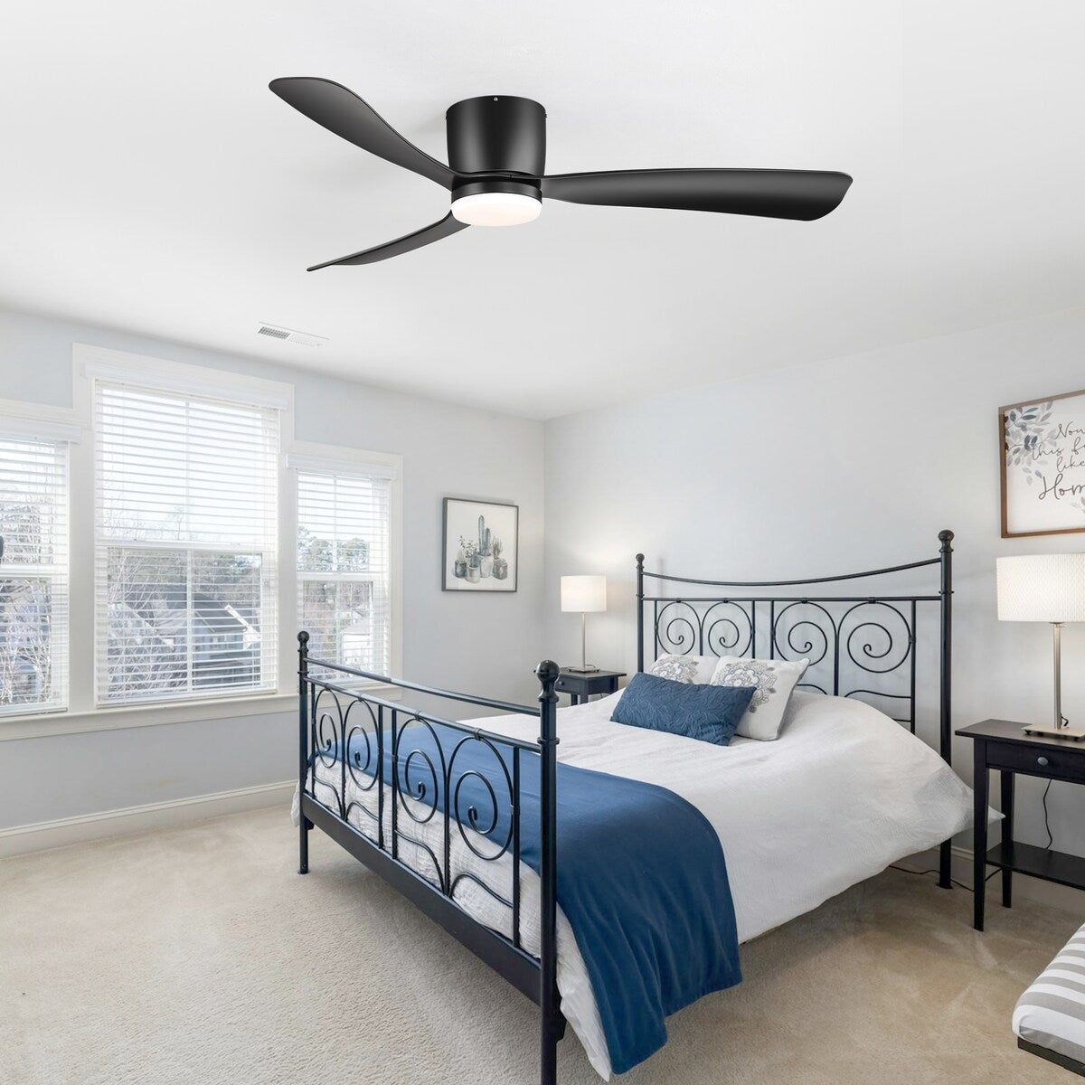 Ventilateur de plafond LED à montage encastré de 52 pouces noir/blanc avec éclairage et télécommande (3 pales)