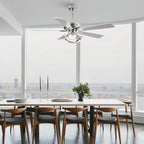 Ventilateur de plafond LED intérieur moderne à 52 pouces, chromé/noir, avec éclairage et télécommande, et fonction de gradation.