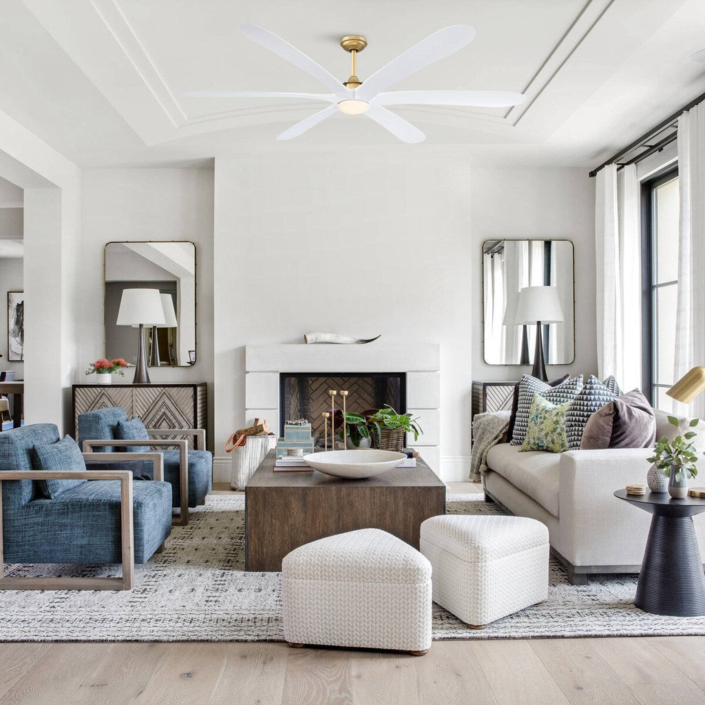 Ventilateur de plafond DC à 6 pales de 72 pouces en bois flotté, avec éclairage et télécommande.