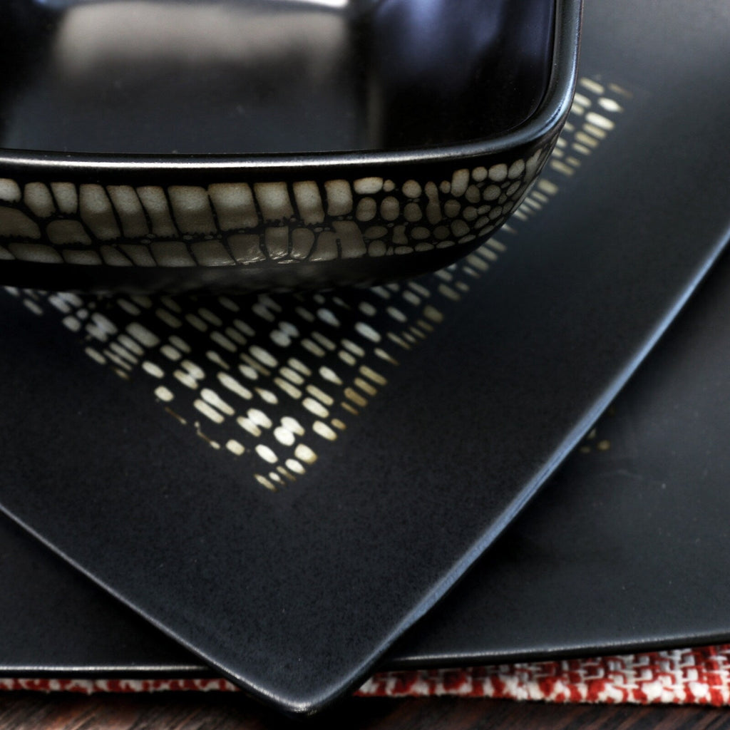 Service de table en grès noir abstrait, forme carrée, double bol, 16 pièces.