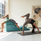 Chaise longue convertible Avana Kami / Yoga et massage - Pouf 2-en-1 avec chaise de salon de yoga escamotable, microvelours - N/A