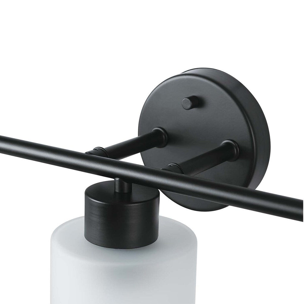 Applique murale de salle de bain Bellevue Lydia à 3 lumières, 23 pouces de large, avec abat-jour givré