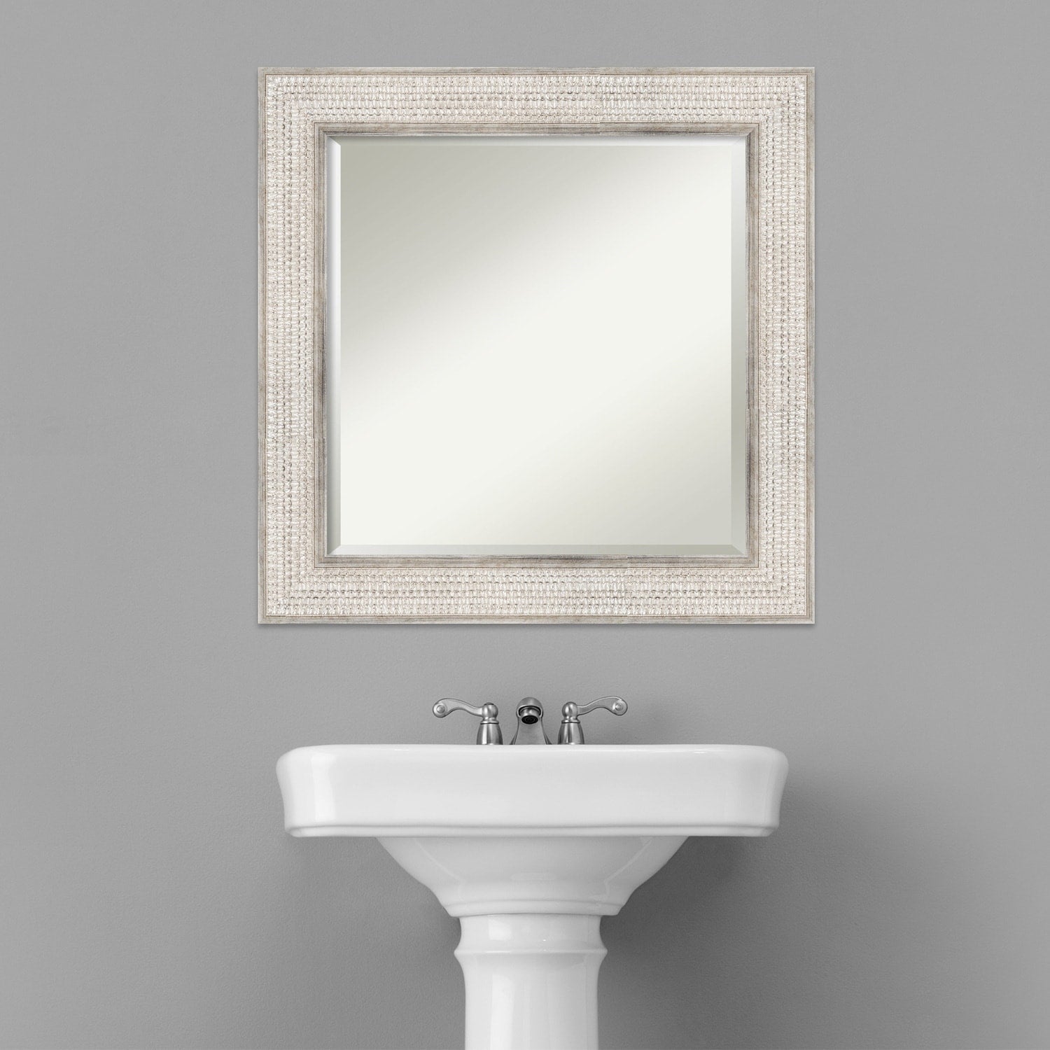 Miroir mural de salle de bain en bois biseauté - Cadre argenté Trellis - Trellis Argenté