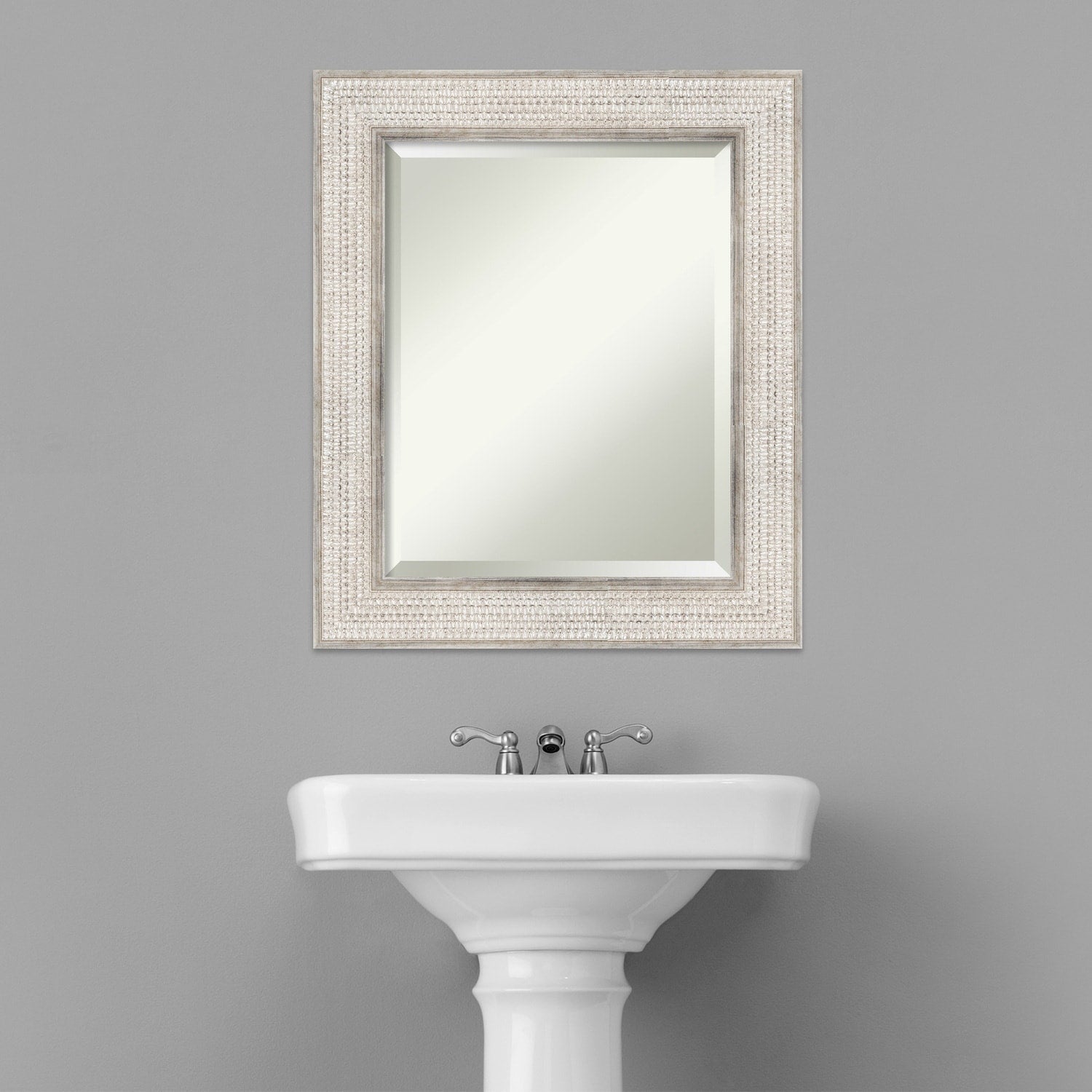 Miroir mural de salle de bain en bois biseauté - Cadre argenté Trellis - Trellis Argenté