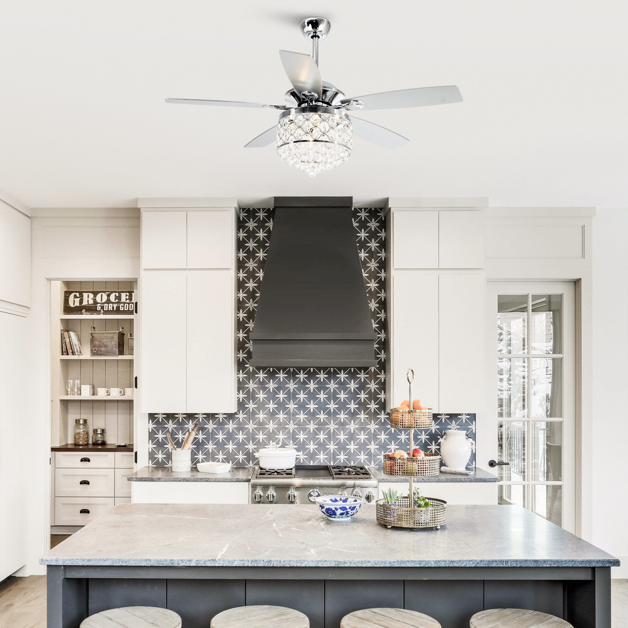 Luminaire à suspension/ventilateur de plafond à 4 lumières en chrome et cristal avec télécommande