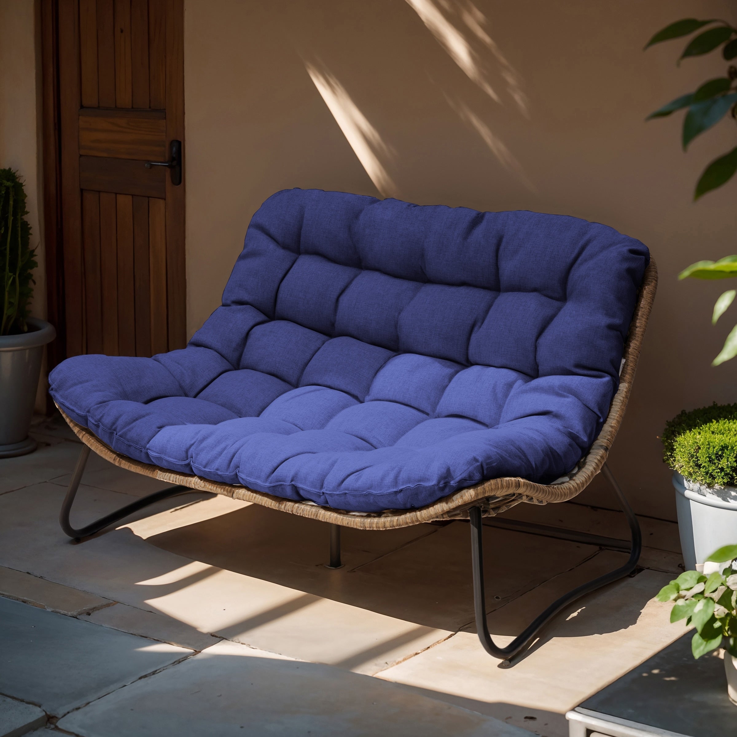 Fauteuil Papasan double avec coussin, en rotin PE résistant aux intempéries et cadre en métal, pour intérieur et extérieur.