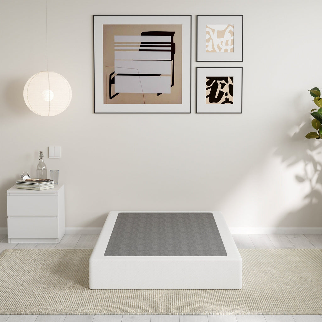 Ressort métallique à profil bas de 5 pouces, structure robuste avec revêtement gris.