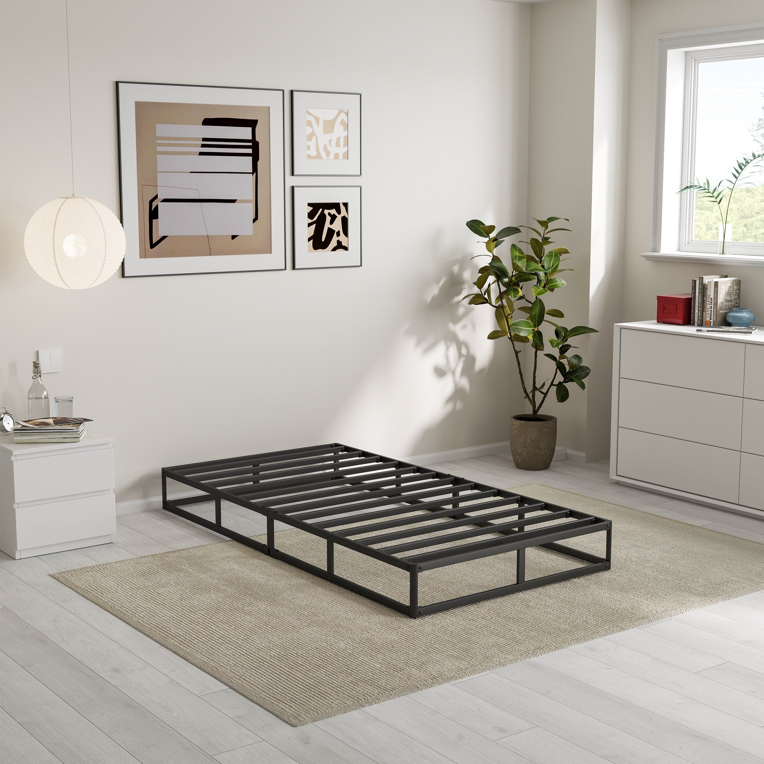 Ressort métallique à profil bas de 5 pouces, structure robuste avec revêtement gris.