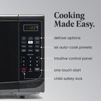 Four à micro-ondes de comptoir Farberware de 1000 watts et 1,1 pi³ avec éclairage LED et verrouillage enfant.