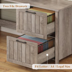 Bureau de direction de style farmhouse, bureau de travail à domicile, tiroir à dossiers, support de moniteur, prise de courant.