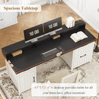 Bureau de direction de style farmhouse, bureau de travail à domicile, tiroir à dossiers, support de moniteur, prise de courant.