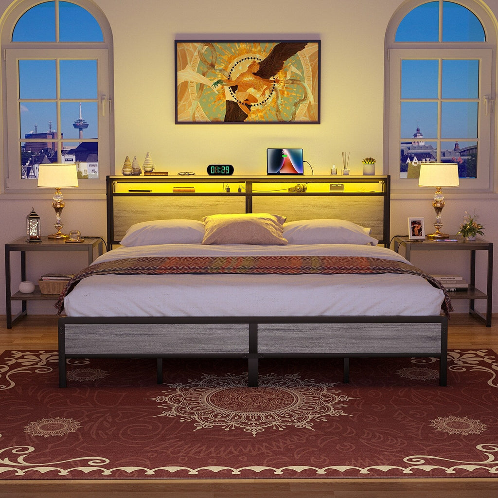 Cadre de lit plateforme en bois de style farmhouse avec station de recharge et lumières LED