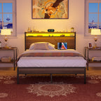 Cadre de lit plateforme en bois de style farmhouse avec station de recharge et lumières LED