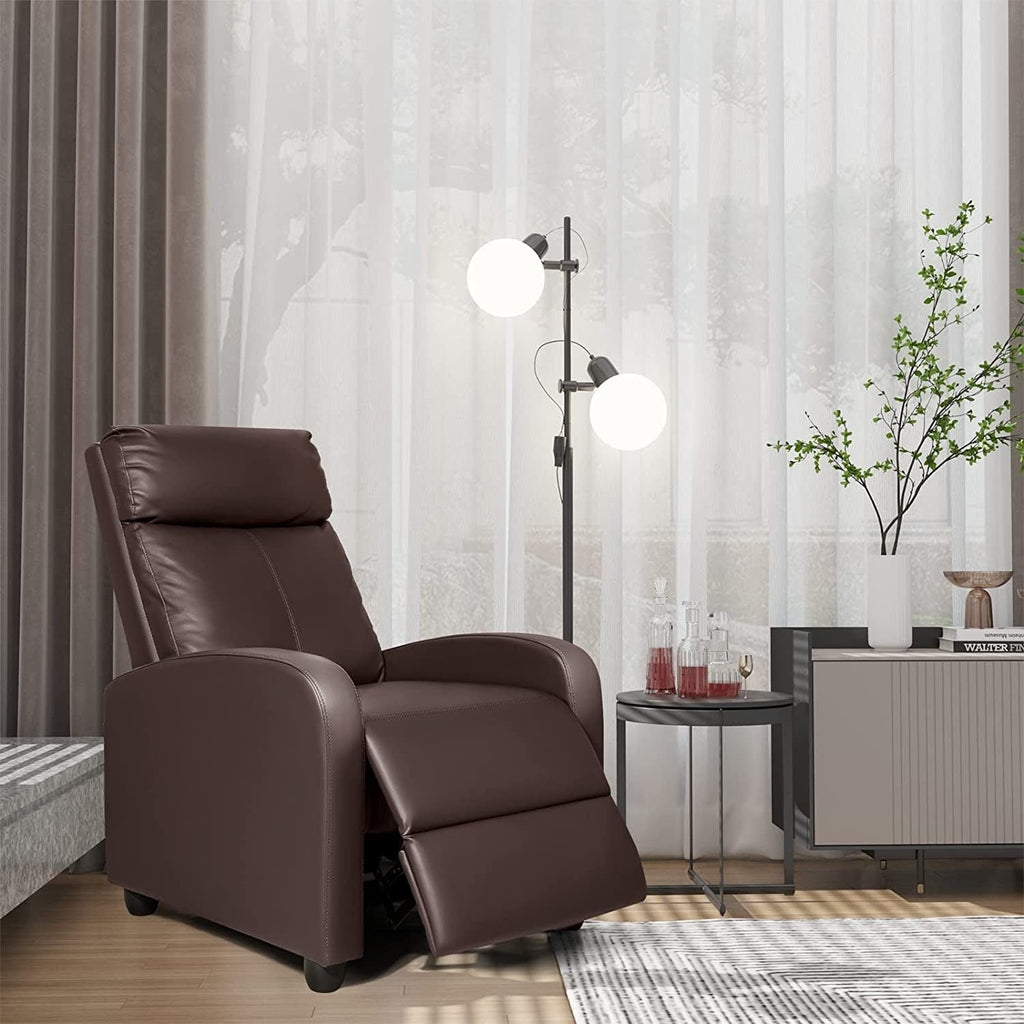 Fauteuil inclinable Furniwell en cuir PU avec assise et dossier rembourrés.