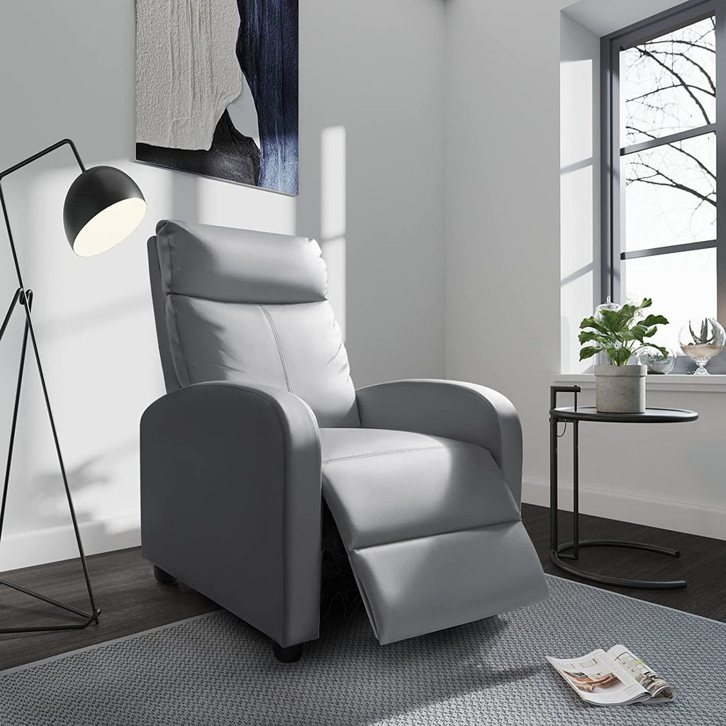 Fauteuil inclinable Furniwell en cuir PU avec assise et dossier rembourrés.