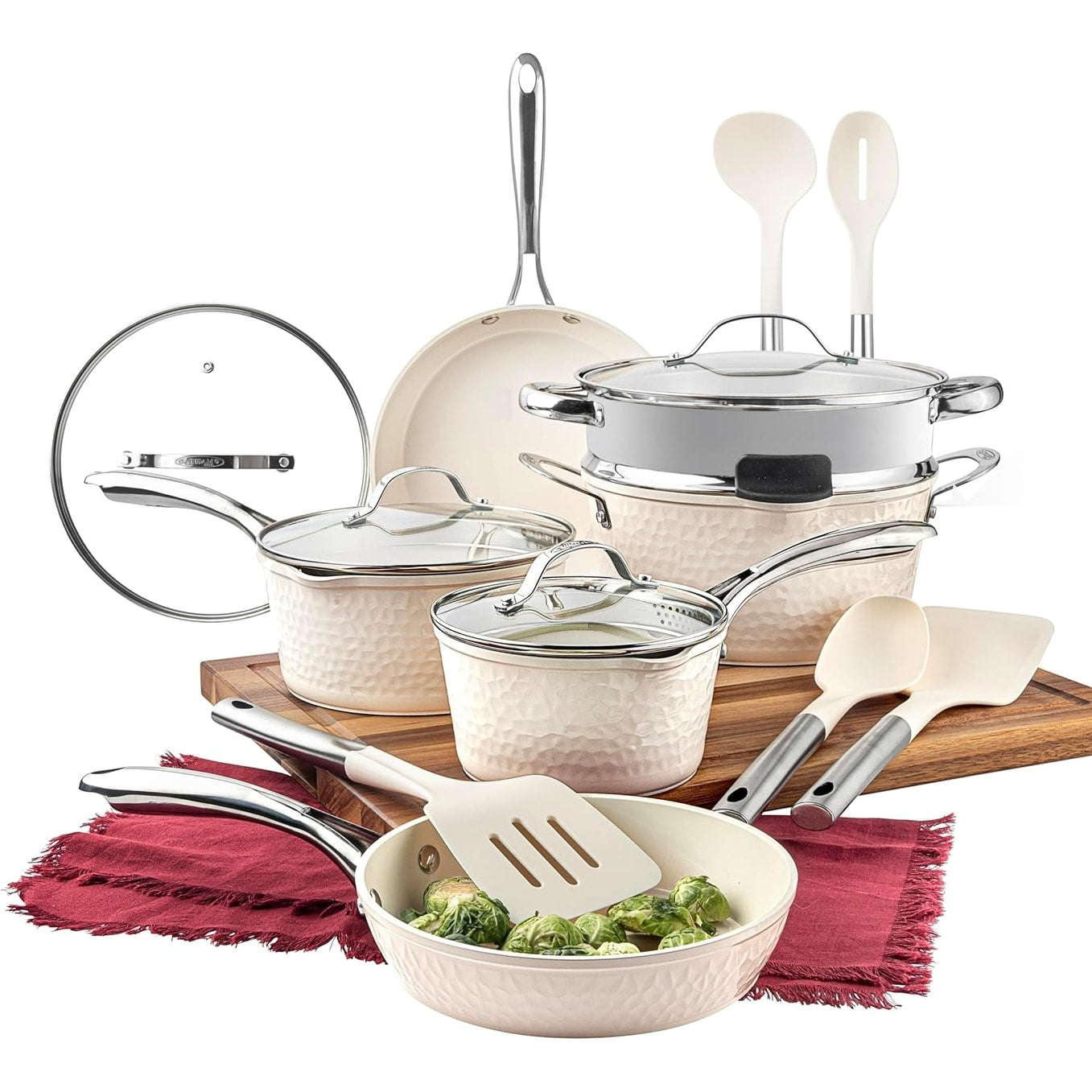 Ensemble de casseroles et poêles Gotham Steel Hammered Cream 15 pièces, revêtement céramique ultra antiadhésif, avec ustensiles.