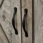 Buffet de rangement HOMCOM style porte de grange de ferme, 32 pouces, pour salon ou entrée, avec porte coulissante.