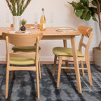 Chaise de salle à manger Abrielle en bois d'hévéa rembourrée, style moderne du milieu du siècle (lot de 2) par Christopher Knight Home