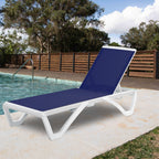 Chaise longue de jardin inclinable et réglable Kozyard Alan, entièrement en aluminium et avec pieds en résine de polypropylène.