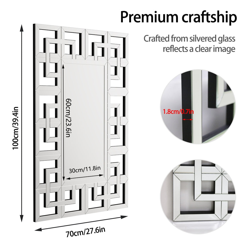 Grand miroir décoratif mural avec cadre géométrique argenté.