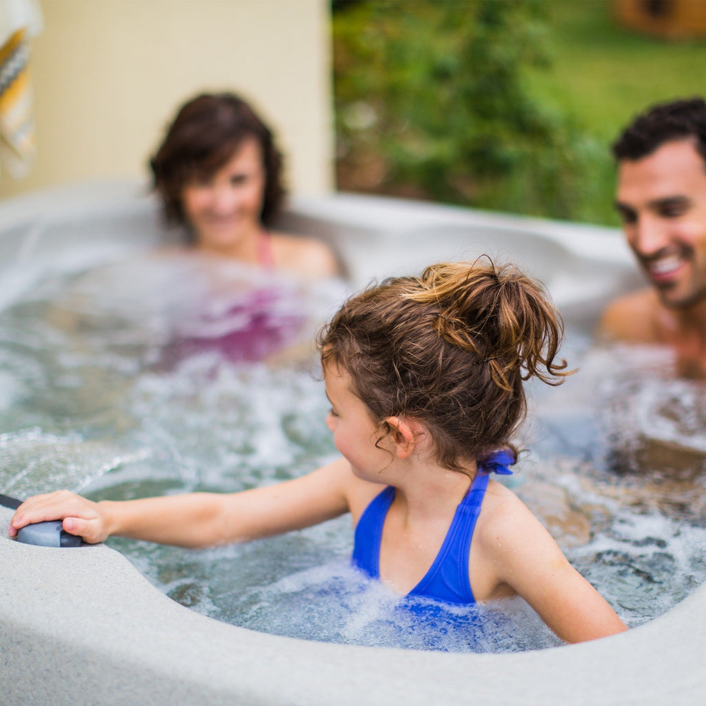 Spa Lifesmart LS100DX 4 places, 20 jets, 110v, prêt à fonctionner, avec cascade.