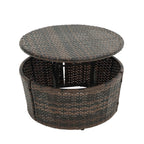 Lit de jour rond en rotin d'extérieur avec auvent et table basse relevable, canapé-lit bleu marine à assise profonde avec oreillers et coussins lavables