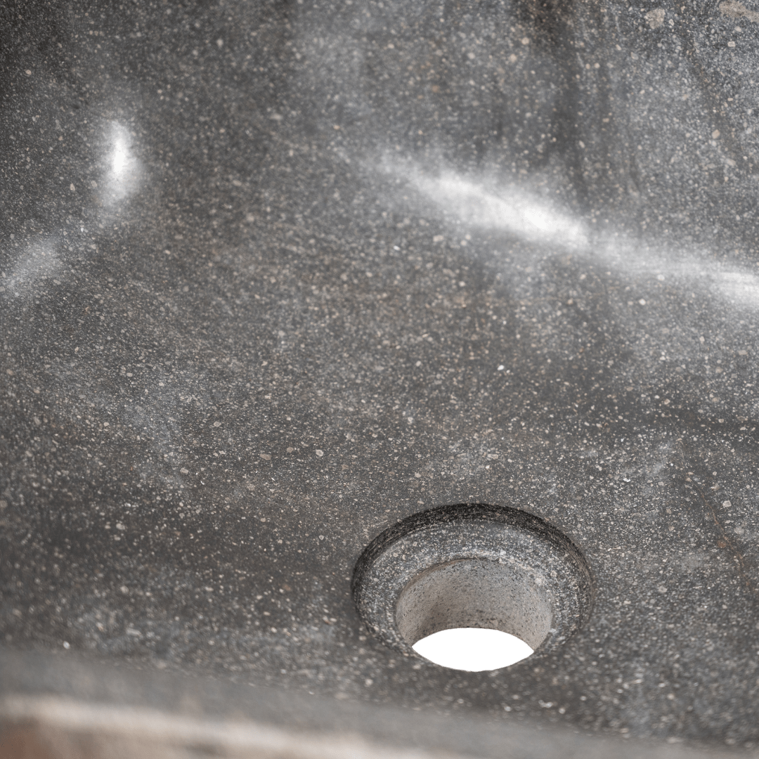 Lavabo en pierre de Bali