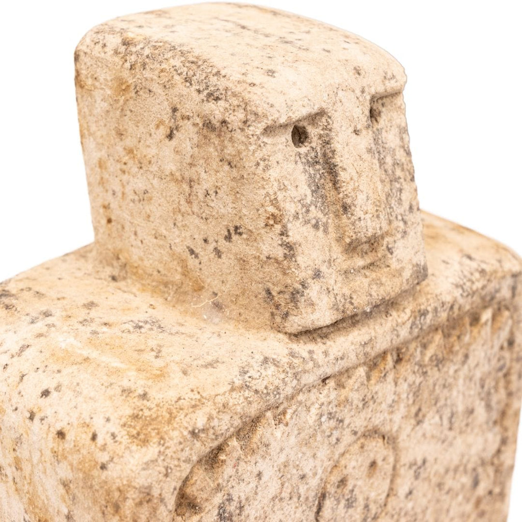 Statue en pierre de Raja Sumba, symbole humain | Standard