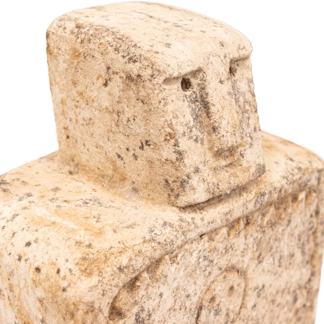 Statue en pierre de Raja Sumba, symbole humain | Standard