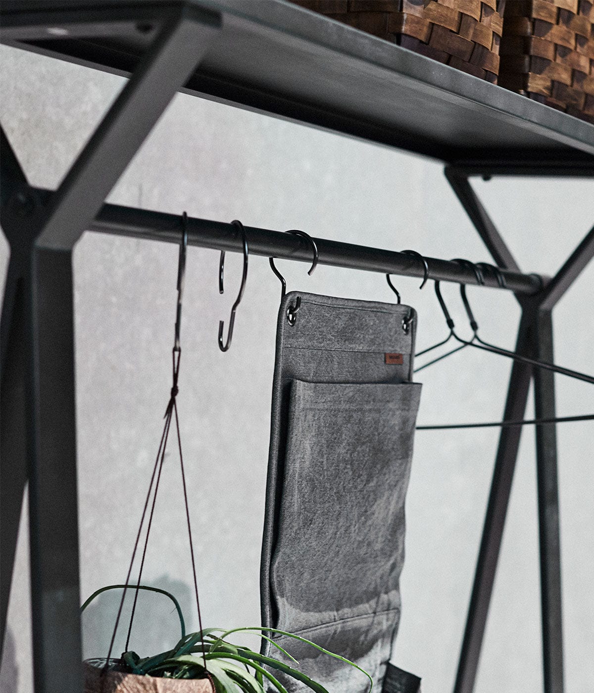 Porte-vêtements Tulum | Noir 100x40x185cm