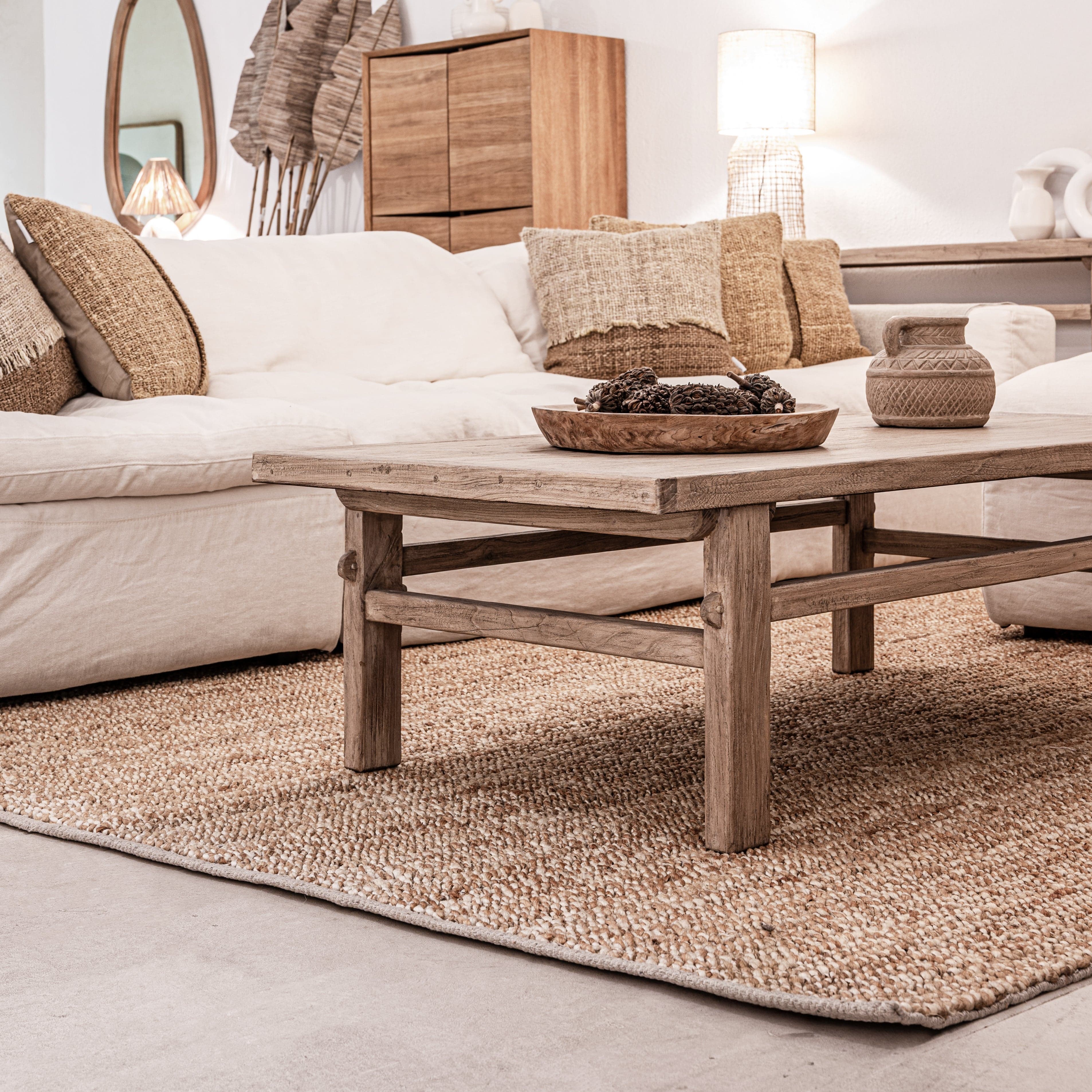 Table basse en bois d'orme vintage