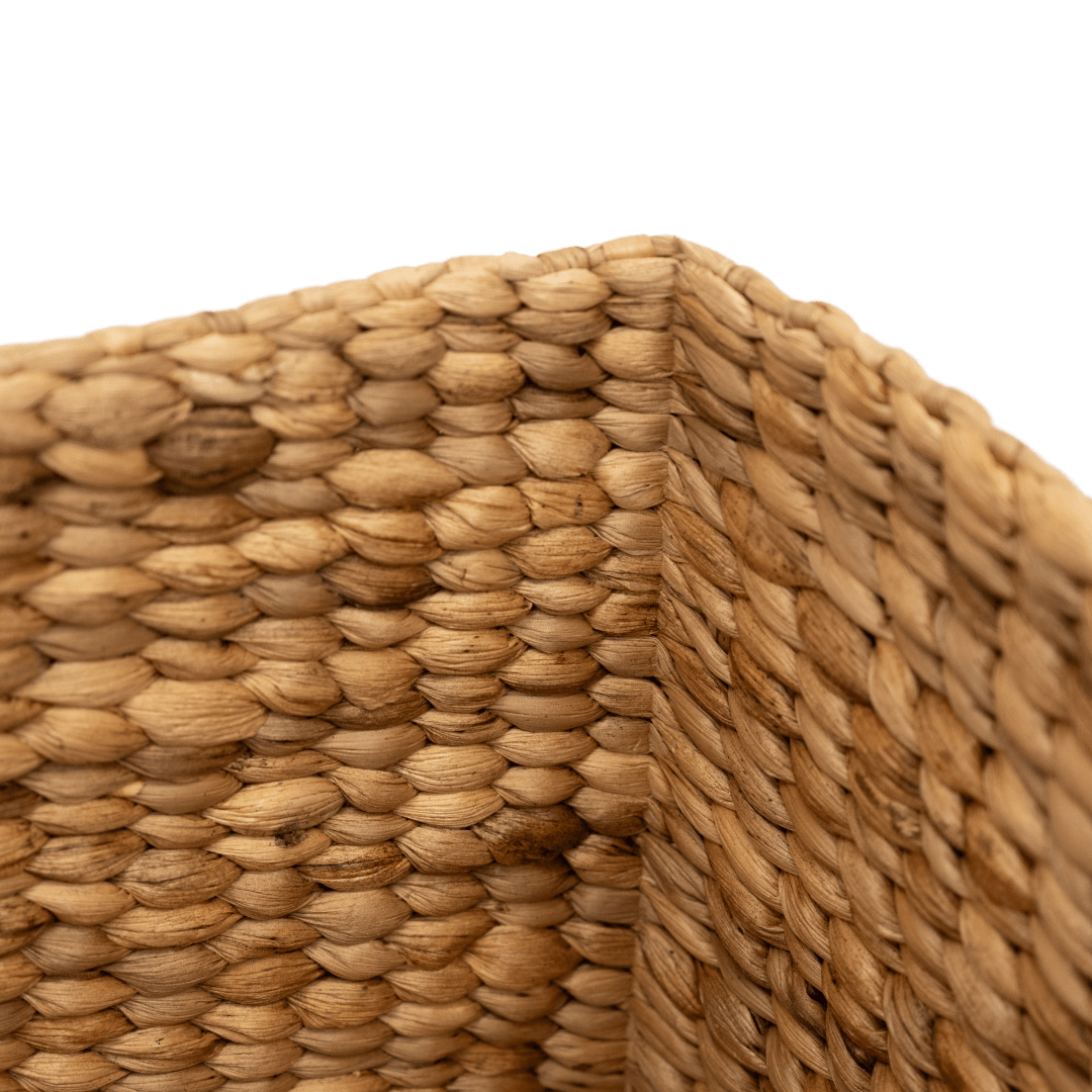 Panier en jonc d'eau